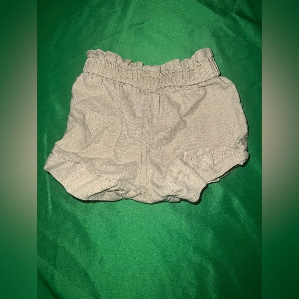 Old Navy Kids Beige Shorts 0-3 Months